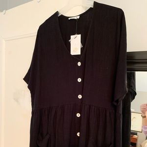 Finding July & @teachmestyle collab. The Ray dress.